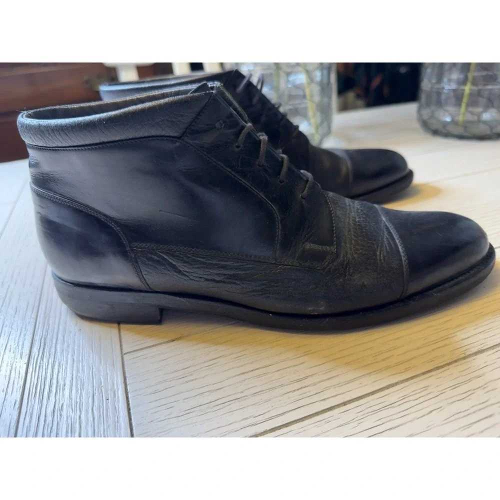 Johnston & Murphy Cellini black deerskin ankle Chukka boots made in Italy. 10 M‎